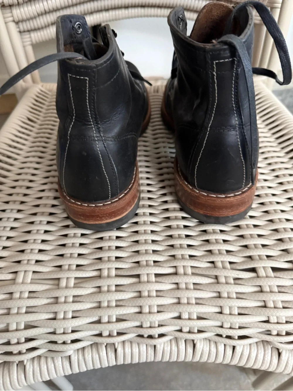 Wolverine 1000 Mile Black Leather Boots 9.5D